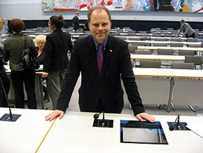 Christian Lange am Platz in der Fraktionssitzung