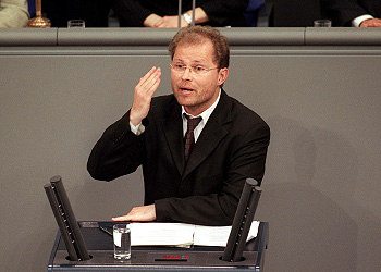 Christian Lange bei einer Rede im Plenum